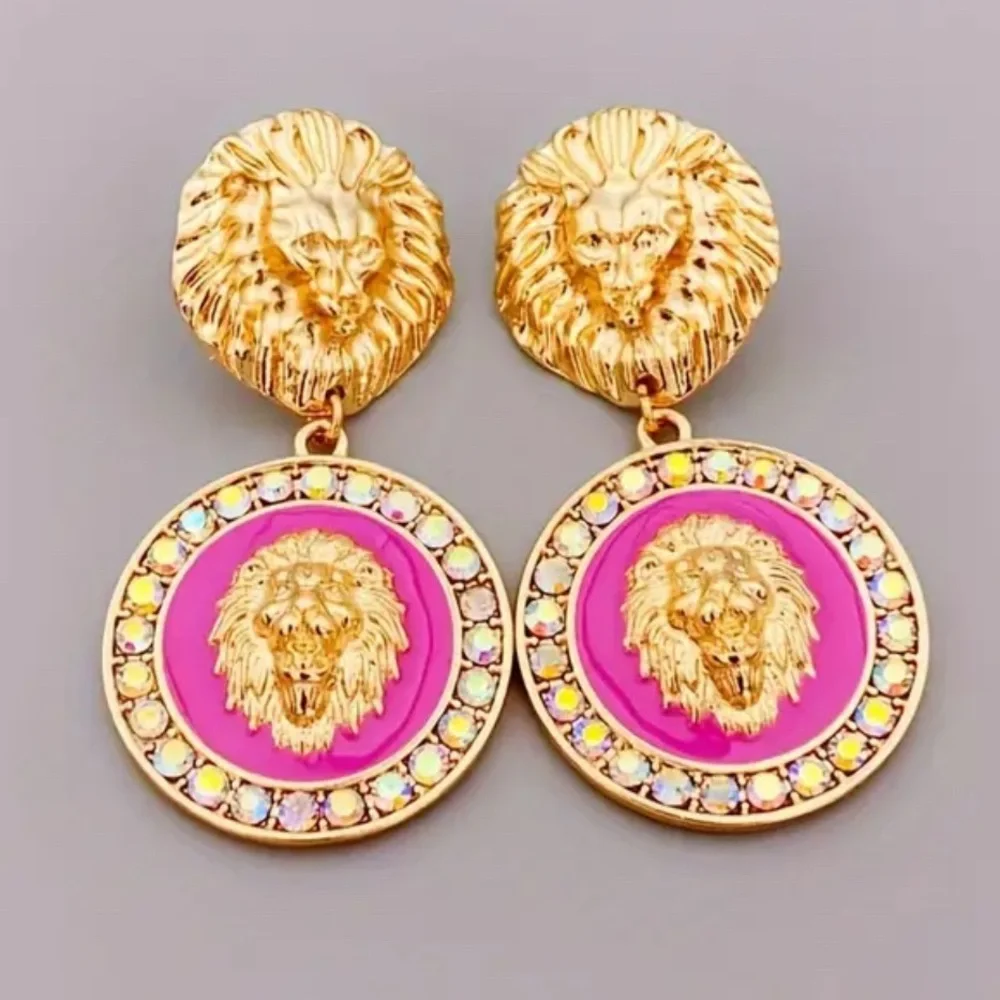 4FJ: Vintage Style Pink & Golden Lion Head Drop Dangle Zinc Alloy Earrings, NIP - Picture 3 of 6